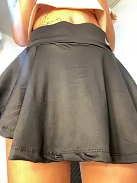 zoe storm online show from November 2025 12:48:01 AM