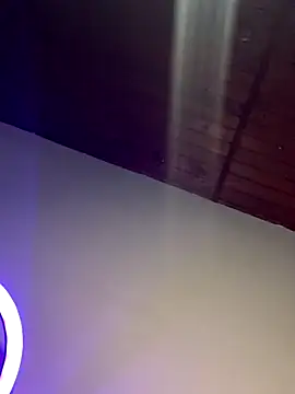  Amber Brown online show from October 2025 04:13:02 AM