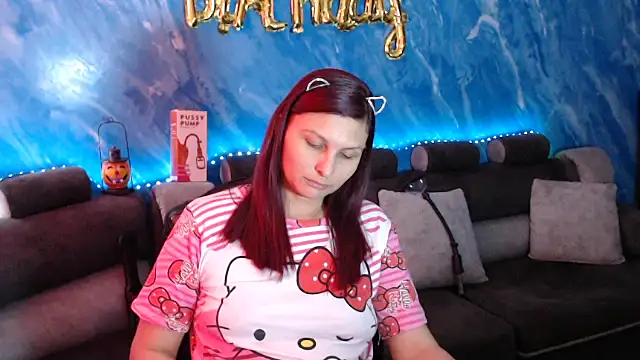 sachaclinford online show from October 2025 05:12:02 PM