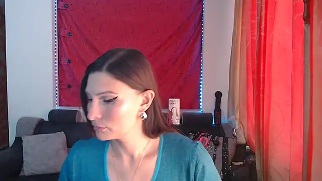 sachaclinford online show from October 2025 05:35:01 PM