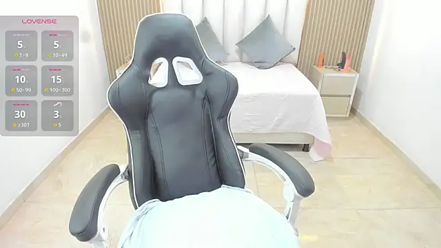 Zulema hamdi online show from February 2026 10:27:01 AM