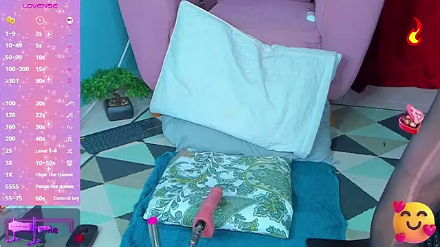 Samantha Rolon online show from March 2025 05:46:02 AM