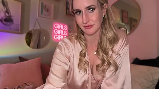 Officiallyonlytams online show from February 2026 04:12:02 AM