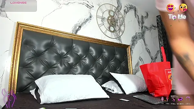 DalayMoore online show from February 2026 08:19:02 PM