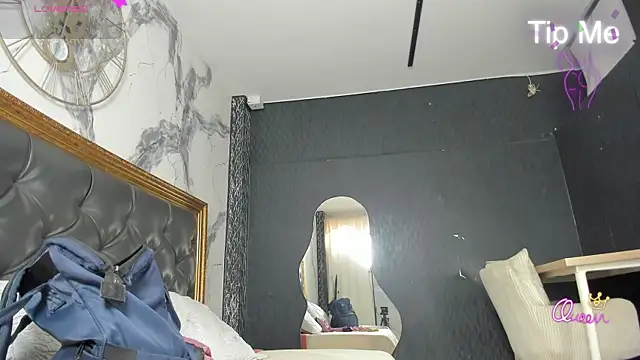 DalayMoore online show from April 2026 08:12:02 PM