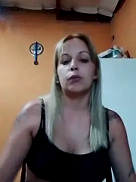 Pilarxxx666 online show from February 2026 10:42:01 PM