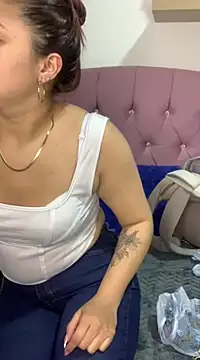 Snapshot of tania_23 chatting on February 2025 08:26:01 PM tania 23 online show from February 2025 08:26:01 PM