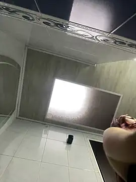 Snapshot of tania_23 chatting on March 2025 11:16:01 PM tania 23 online show from March 2025 11:16:01 PM