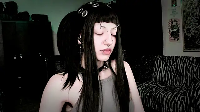 roxy toxic online show from March 2026 01:27:01 AM