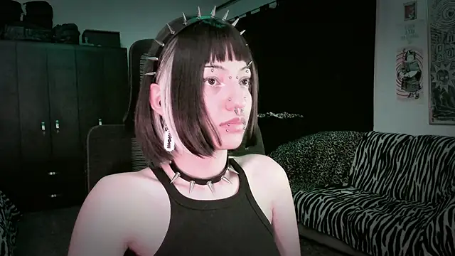 roxy toxic online show from April 2026 02:02:02 AM