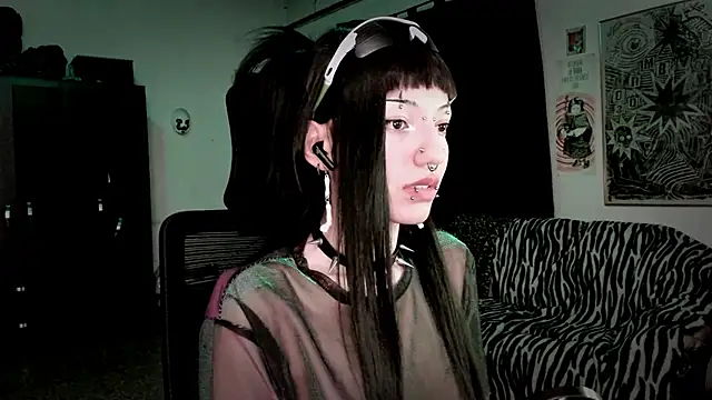 roxy toxic online show from March 2026 01:39:01 AM