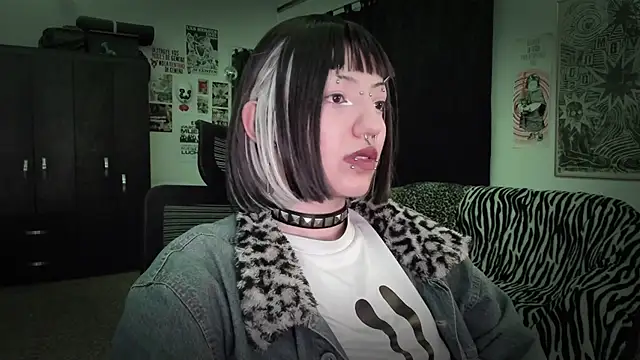roxy toxic online show from June 2026 12:53:02 AM