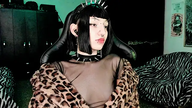 roxy toxic online show from January 2026 12:39:02 AM