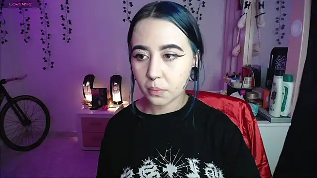  codeline online show from April 2026 04:06:01 AM