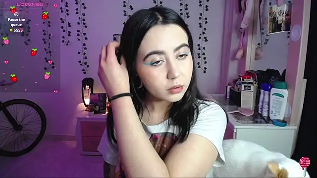  codeline online show from November 2025 04:44:01 AM