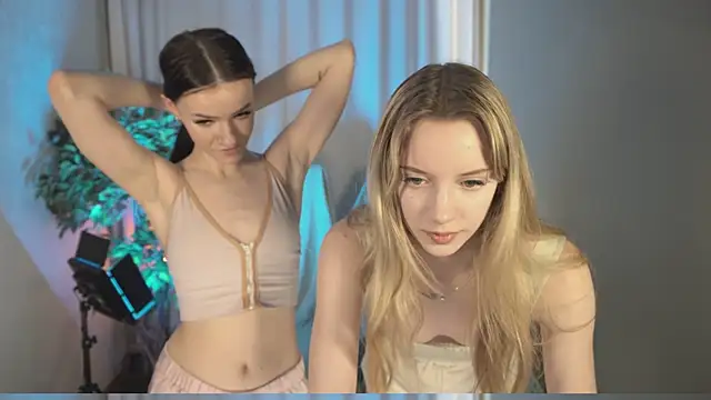 katt  y online show from March 2025 08:38:01 AM