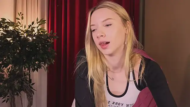 katt  y online show from November 2025 05:08:01 AM