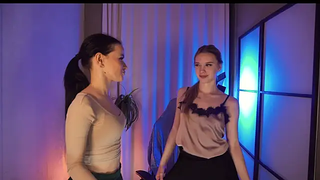 katt  y online show from February 2025 06:01:02 AM