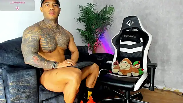 Snapshot of owen_freid chatting on October 2025 08:52:02 PM owen freid online show from October 2025 08:52:02 PM