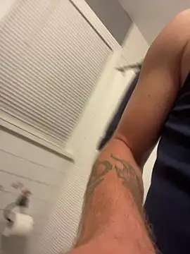 biggzee6 online show from January 2026 05:24:02 AM