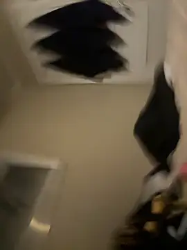 biggzee6 online show from February 2026 01:05:02 AM