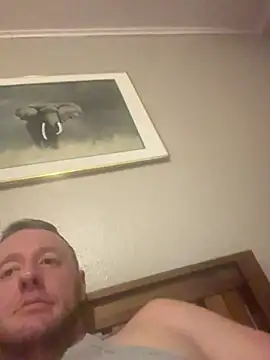 biggzee6 online show from March 2026 11:21:01 PM