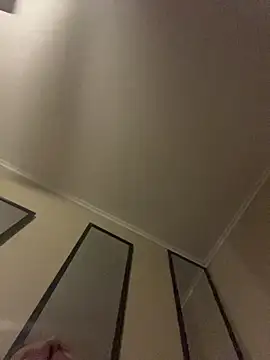 biggzee6 online show from November 2025 11:20:01 AM