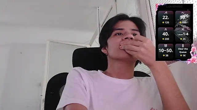 Snapshot of Dha_lia0 chatting on October 2025 01:46:02 PM Dha lia0 online show from October 2025 01:46:02 PM