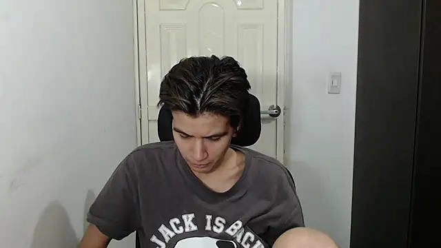 Snapshot of Dha_lia0 chatting on January 2025 07:38:02 AM Dha lia0 online show from January 2025 07:38:02 AM