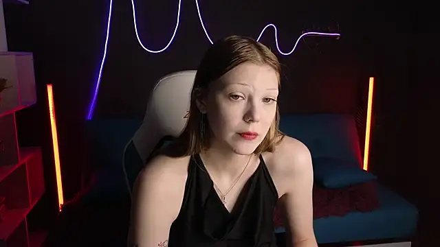 Snapshot of MiaWhisper chatting on January 2025 01:13:02 AM MiaWhisper online show from January 2025 01:13:02 AM