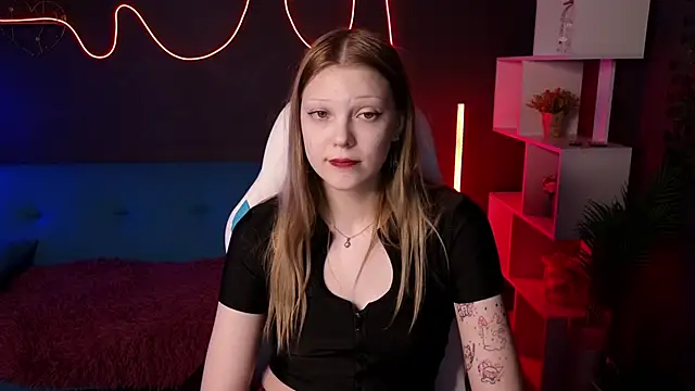 Snapshot of MiaWhisper chatting on February 2025 11:09:01 AM MiaWhisper online show from February 2025 11:09:01 AM