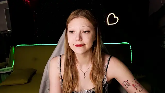 Snapshot of MiaWhisper chatting on March 2025 01:09:02 AM MiaWhisper online show from March 2025 01:09:02 AM