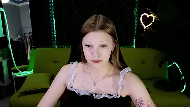 Snapshot of MiaWhisper chatting on January 2025 01:16:01 AM MiaWhisper online show from January 2025 01:16:01 AM