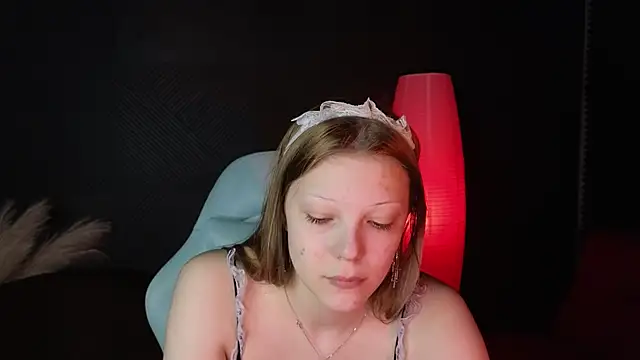 Snapshot of MiaWhisper chatting on March 2025 01:07:01 AM MiaWhisper online show from March 2025 01:07:01 AM