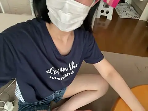 Snapshot of riri_riri_jp chatting on July 2026 02:34:01 AM riri riri jp online show from July 2026 02:34:01 AM