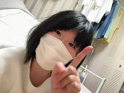 Snapshot of riri_riri_jp chatting on June 2026 10:31:01 AM riri riri jp online show from June 2026 10:31:01 AM