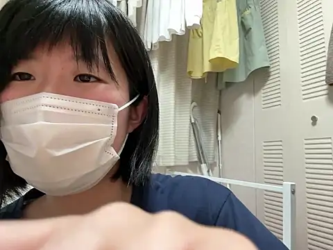 Snapshot of riri_riri_jp chatting on May 2026 11:29:02 AM riri riri jp online show from May 2026 11:29:02 AM
