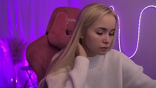 Snapshot of DakotaaJohnnson chatting on December 2025 05:57:02 AM DakotaaJohnnson online show from December 2025 05:57:02 AM