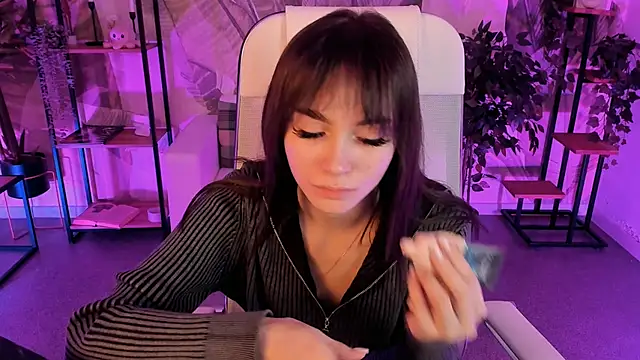 DakotaaJohnnson online show from March 2025 11:39:02 AM