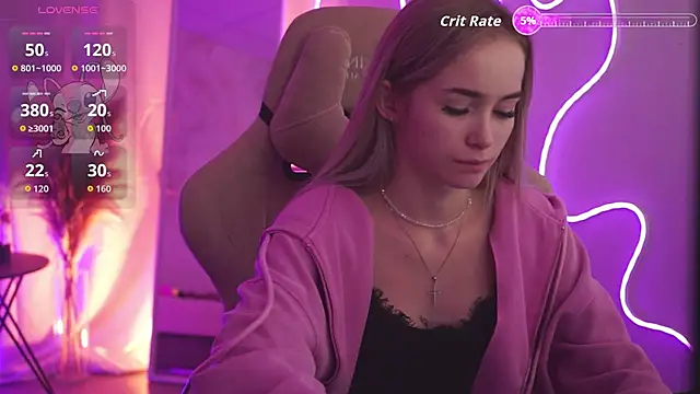 Snapshot of DakotaaJohnnson chatting on November 2025 05:00:02 AM DakotaaJohnnson online show from November 2025 05:00:02 AM