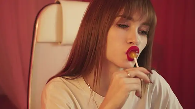 Snapshot of DakotaaJohnnson chatting on March 2025 11:40:02 AM DakotaaJohnnson online show from March 2025 11:40:02 AM