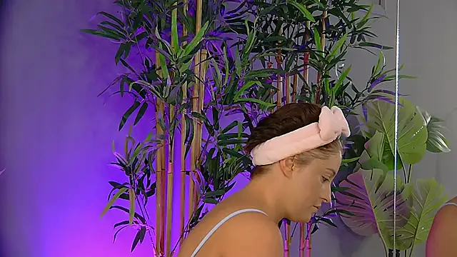 Snapshot of PatriciaSpice chatting on November 2025 06:08:02 AM PatriciaSpice online show from November 2025 06:08:02 AM