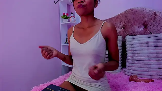 Gletty noa online show from October 2025 07:35:01 PM