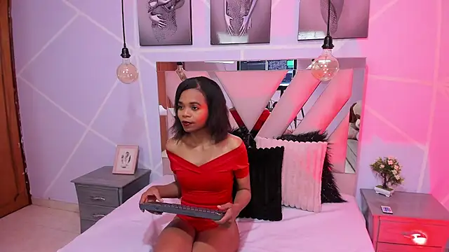Gletty noa online show from March 2025 03:22:02 AM