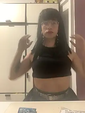 Snapshot of sofia_esclava chatting on January 2025 04:33:01 PM sofia esclava online show from January 2025 04:33:01 PM