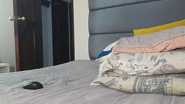 Snapshot of Ireth_7 chatting on March 2025 06:43:02 PM Ireth 7 online show from March 2025 06:43:02 PM