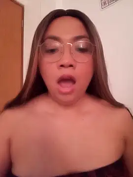 criscrispdv online show from April 2026 11:28:01 PM