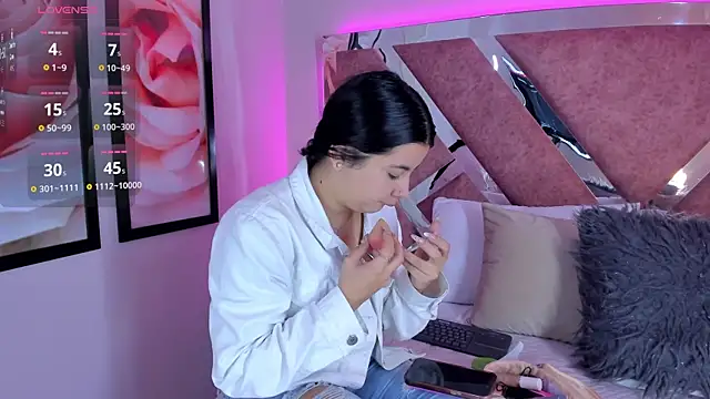 ValeriaOrtega online show from October 2025 11:44:01 AM