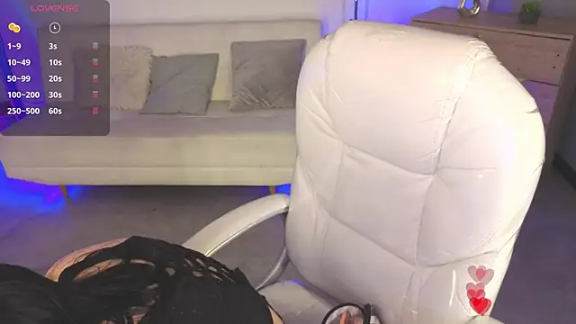 Nicole Foxx  online show from February 2026 08:06:01 PM