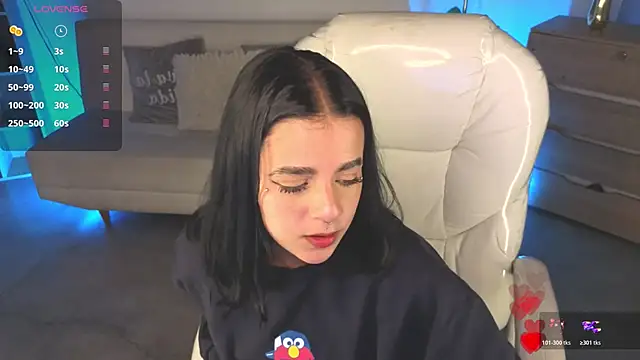 Nicole Foxx  online show from March 2026 08:03:02 PM